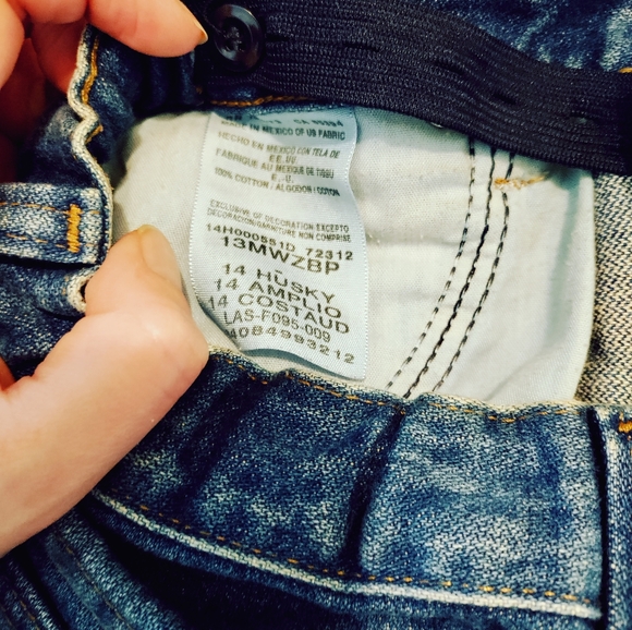 💝 3/$25 Upcycled Vintage Wrangler Jean Skirt - Picture 3 of 3